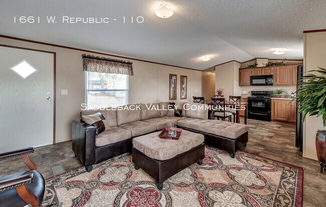 Building Photo - 2 Bedroom 2 Bath $750