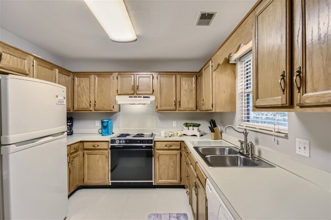 Foto del edificio - 117 Southampton Ct