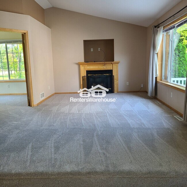 Foto del edificio - 5543 Glenview Ln