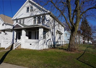 Building Photo - 1541 Hopkins Ave