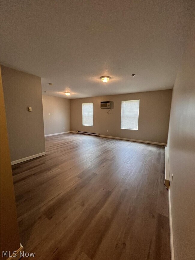 Building Photo - 3635 Indian Run Dr
