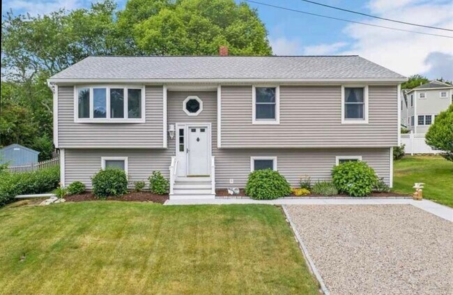 3 habitaciones, 2 baños, ubicado al final de una calle sin salida - 15 Cross St