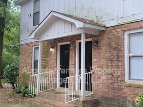Building Photo - 151 Chalet North CT