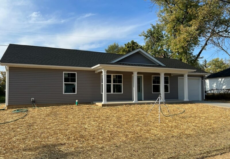 134 Kenwood Ave, Charlestown, IN 47111 House Rental in Charlestown