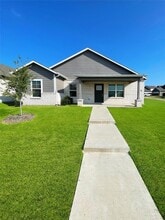 Building Photo - 4081 Dayton Dr