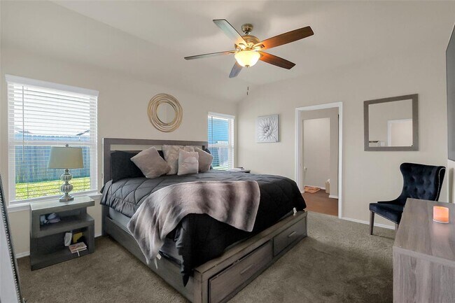 Foto del edificio - 2415 Allendale Garden Ln