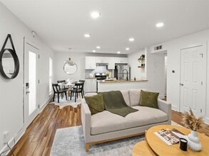 Building Photo - 5820 Berkman Dr