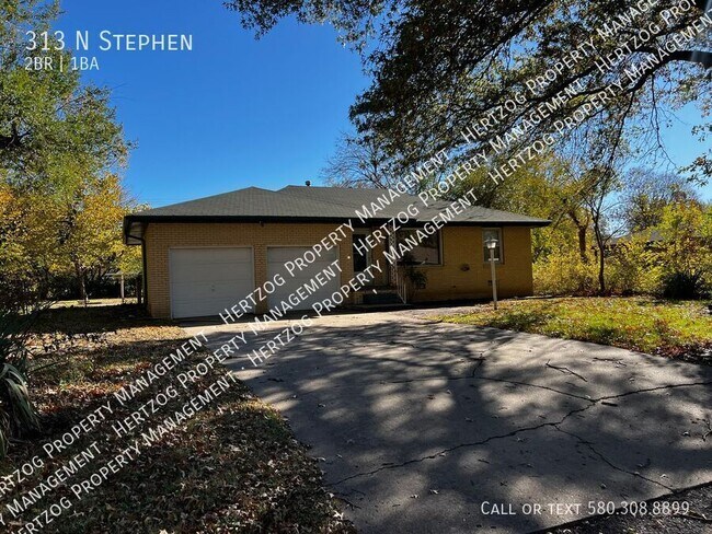 Building Photo - 313 N Stephen-