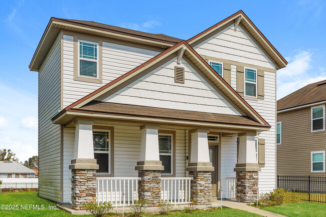 Building Photo - 328 Vineyard Ln
