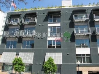 Primary Photo - 677 7th Ave
