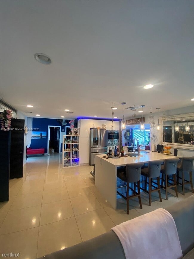 Foto del edificio - 3 br, 2 bath House - 3960 SW 84th Ter # 3960