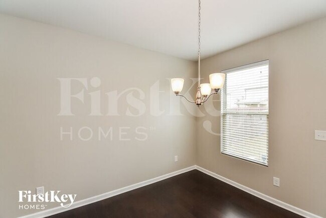 Foto del edificio - 584 Dasheill Ln