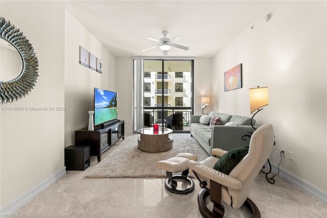 Foto del edificio - 2 br, 2 bath House - 701 S Olive Ave Apt 813