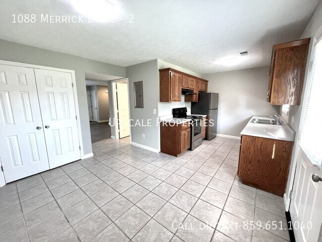 Foto del edificio - 1088 Merrick Dr