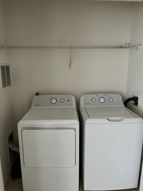 Building Photo - 6434 Cava Alta Dr