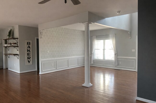 Foto del edificio - 8906 Sawgrass Pl