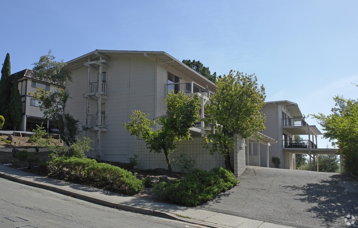 2021 Ascot Dr, Moraga, CA 94556 Apartments in Moraga, CA