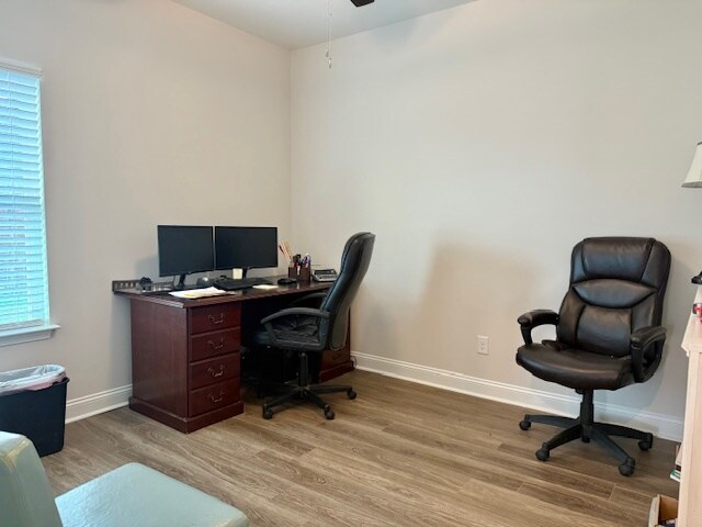 Foto del edificio - 3207 Benvill Ct