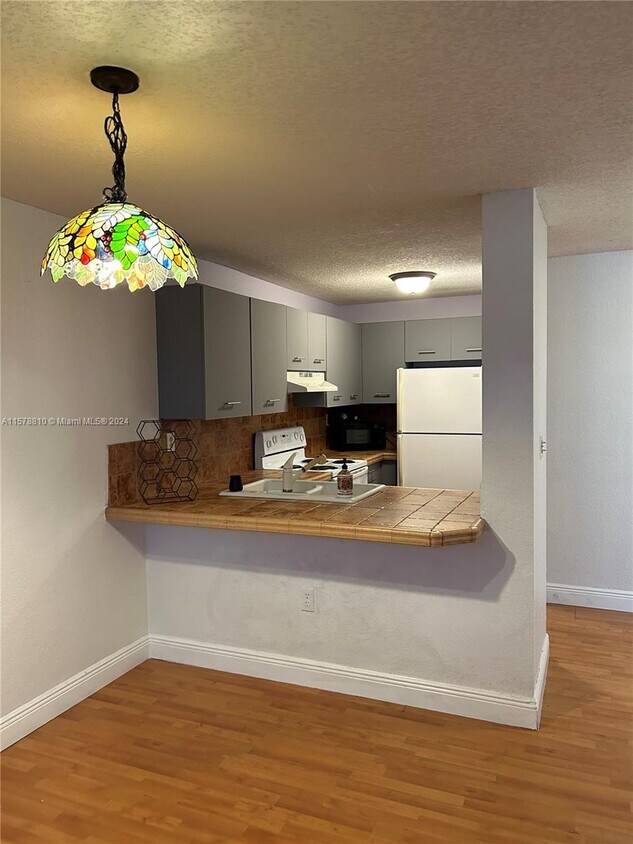 Foto del edificio - 210 SW 11th St