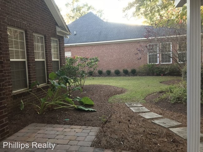 Building Photo - 3 br, 2 bath House - 5604 S. Blackmoor Drive