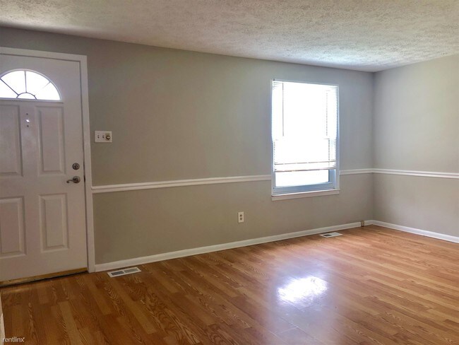 Foto del edificio - 3 br, 1.5 bath House - 4 Hallfield Ct