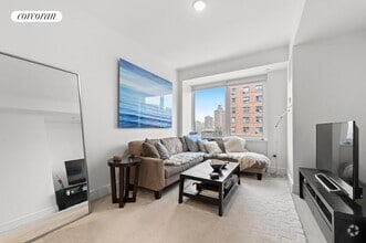 Building Photo - 1399 Park Ave