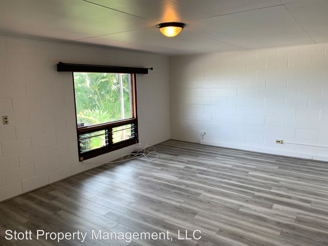 Building Photo - 1071 Koohoo Pl