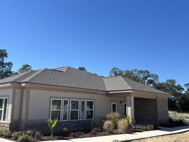 Building Photo - Arbours at Lake Charles
