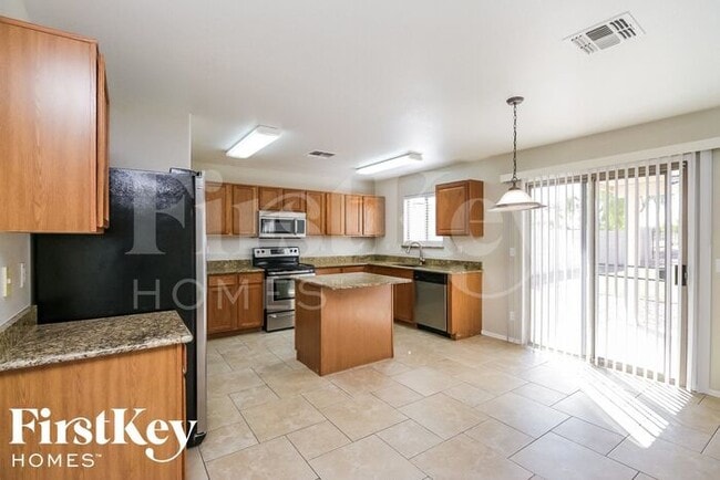 Building Photo - 30954 N Desert Honeysuckle Dr