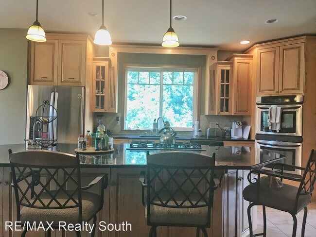 Foto del edificio - 4 br, 3 bath House - 19433 132nd Ave SE