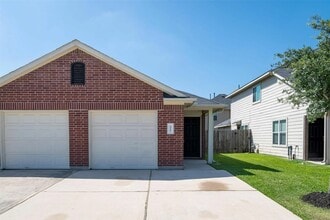 Building Photo - 2419 Sailors Way