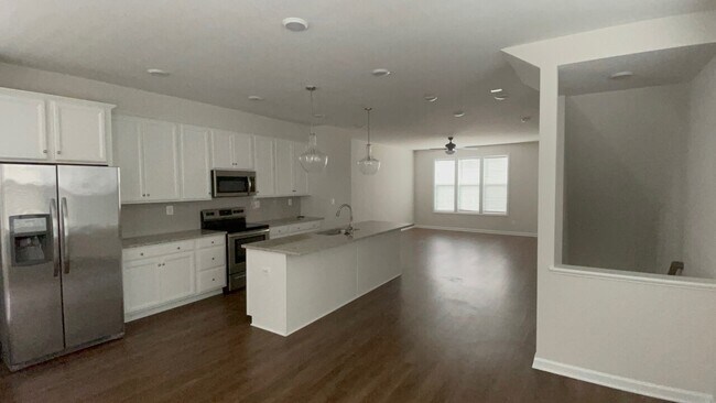 Building Photo - 521 Caddy Aly, Charlottesville, VA 22911