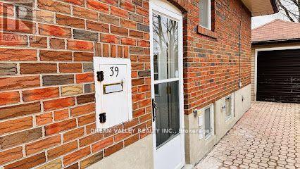 Building Photo - 39 Graylee Ave
