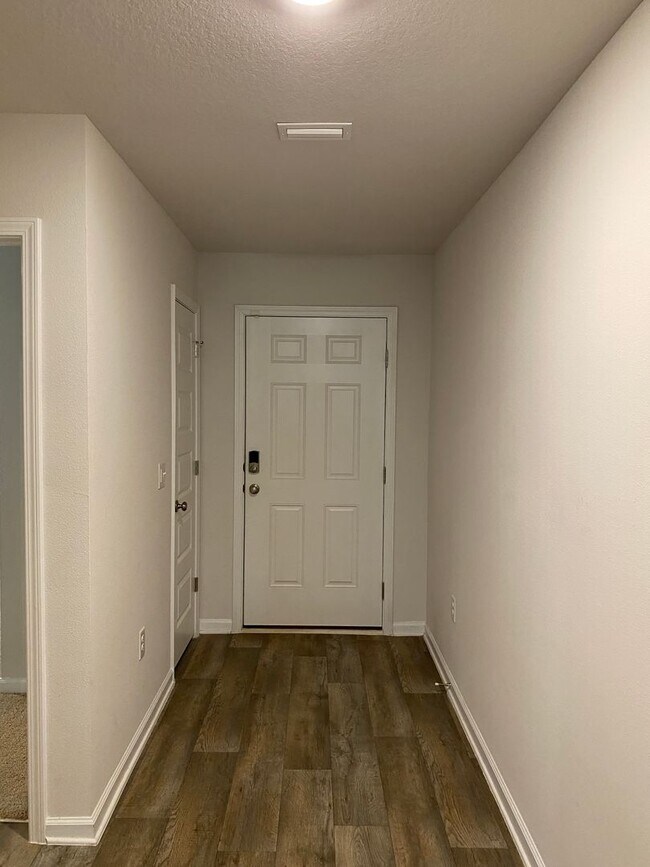 Building Photo - Enjoy $200 off Move In Special with this 4...