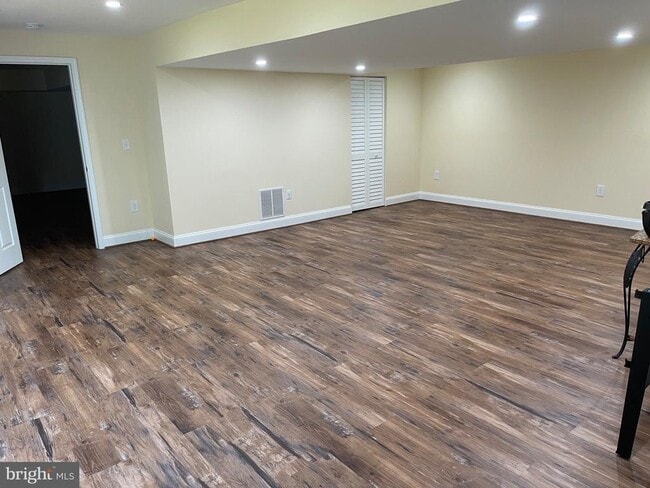 Building Photo - 3764 Wigan Dr