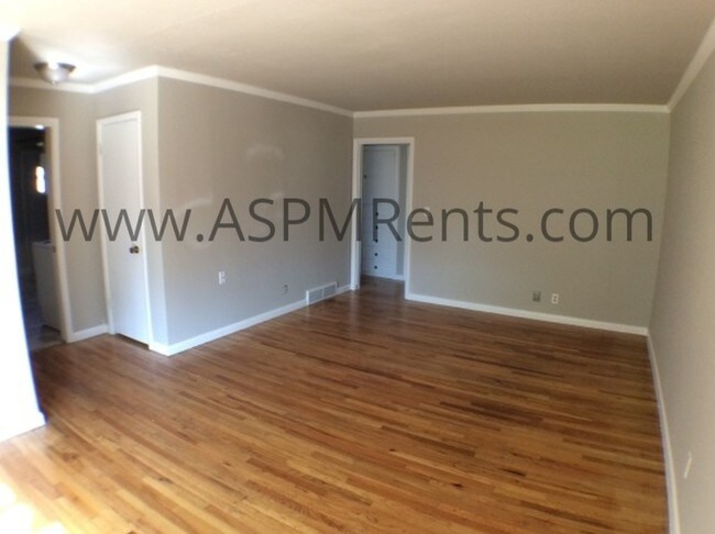 Building Photo - Bountiful 3 bed 2 bath Duplex