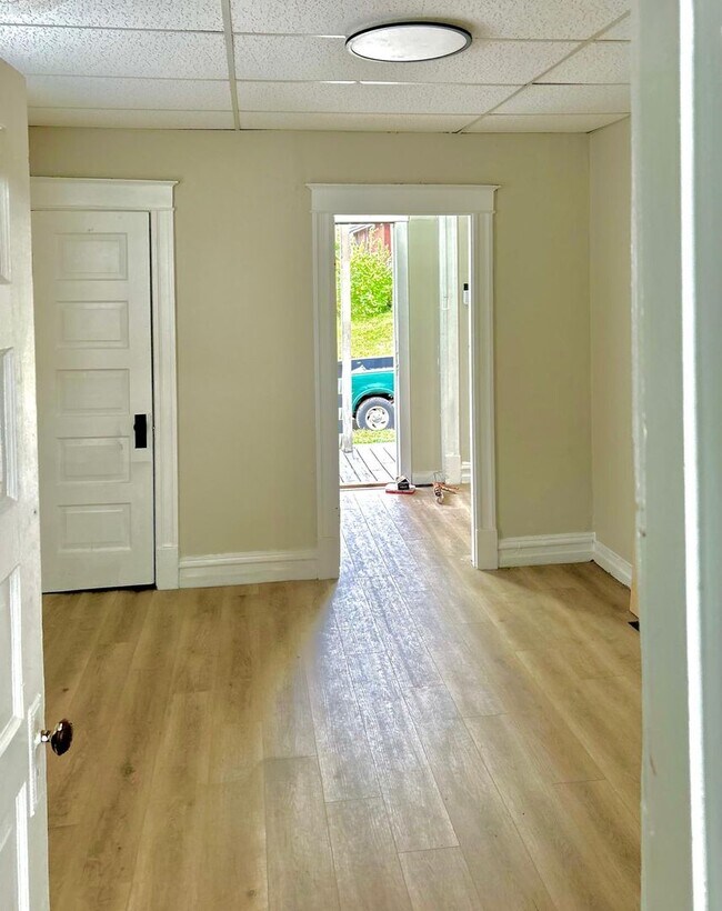 Foto del edificio - 2-Bedroom Single Family Home