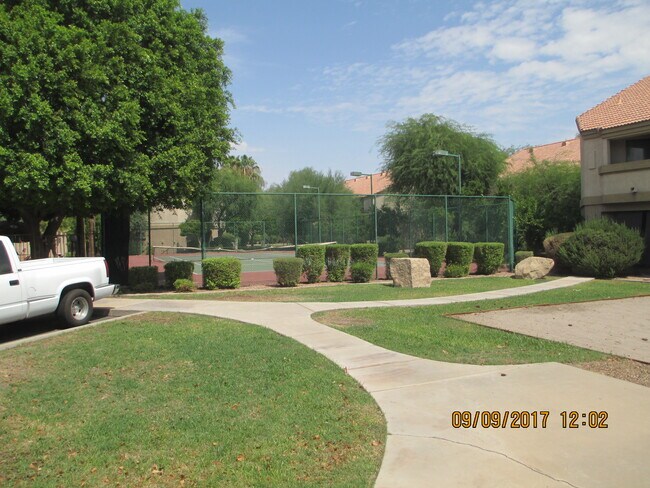 Foto del edificio - 1287 N Alma School Rd