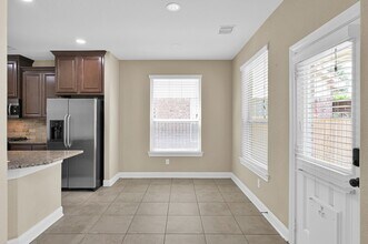 Building Photo - 106 N Pinto Point Cir