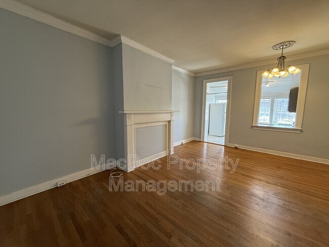 Foto del edificio - 604 Caroline St