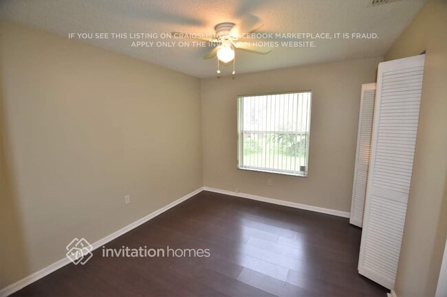 Building Photo - 6525 NW 54th Ct