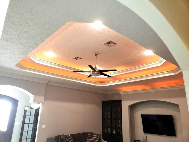 Foto del edificio - 7370 Royal Meadows Cir