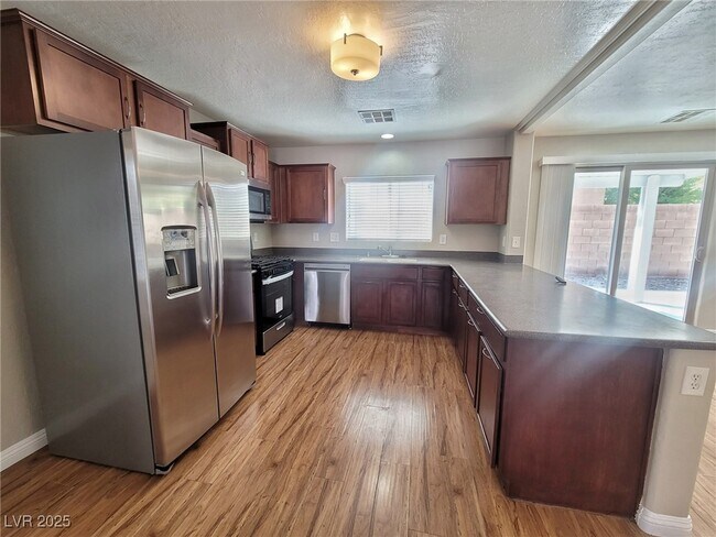 Building Photo - 8987 W Agate Ave