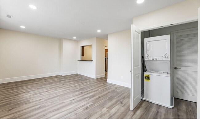 Foto del edificio - 1916 Eutaw Pl