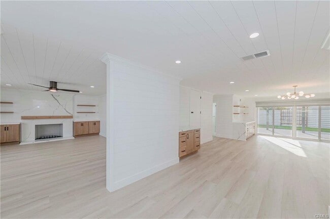 Building Photo - 8332 Sunnybrook Ave