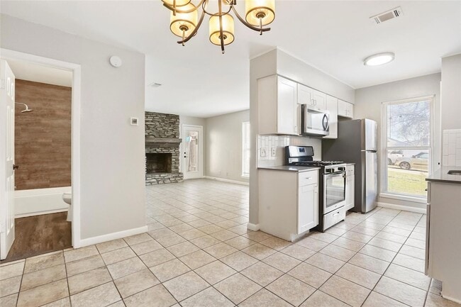 Photo - 1408 Valleyridge Circle Unit 102 Apartment
