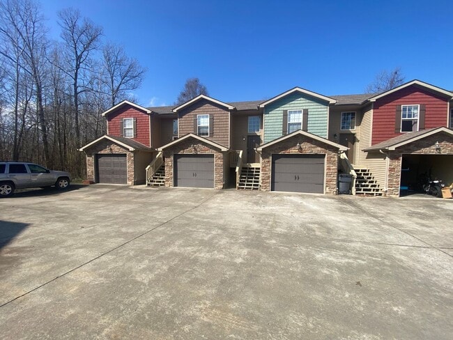 Building Photo - Welcome Home!!!