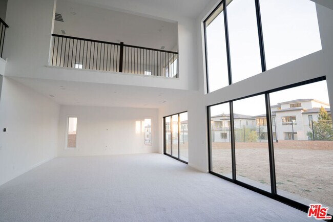 Building Photo - 20402 Albion Wy