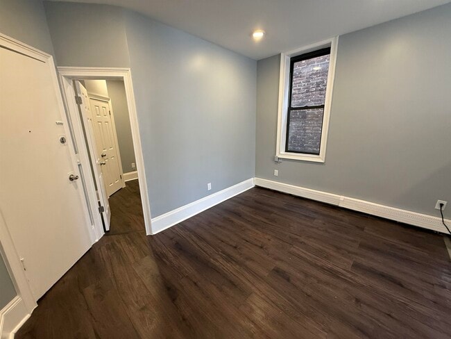 Building Photo - 900 Bergenline Ave