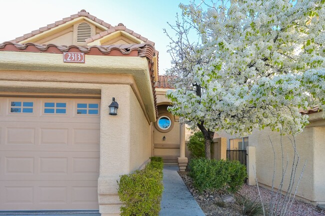Foto del edificio - Summerlin!!!!!! 4 Bedrooms!! Bedroom Downs...